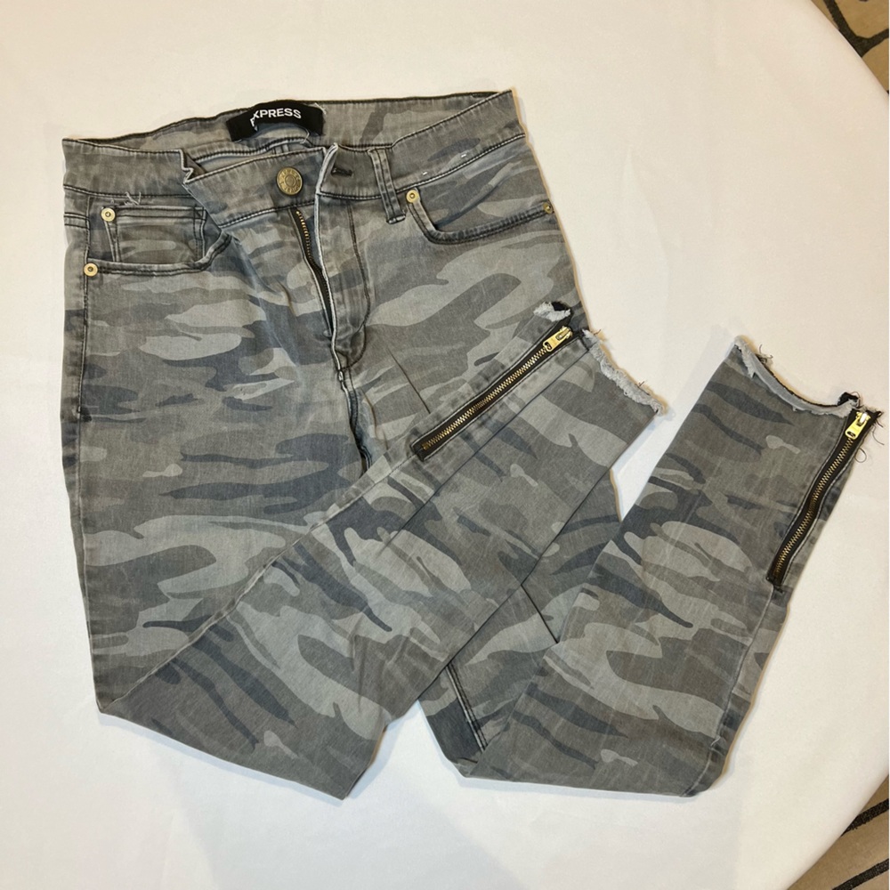 Camo Print Express Jeans